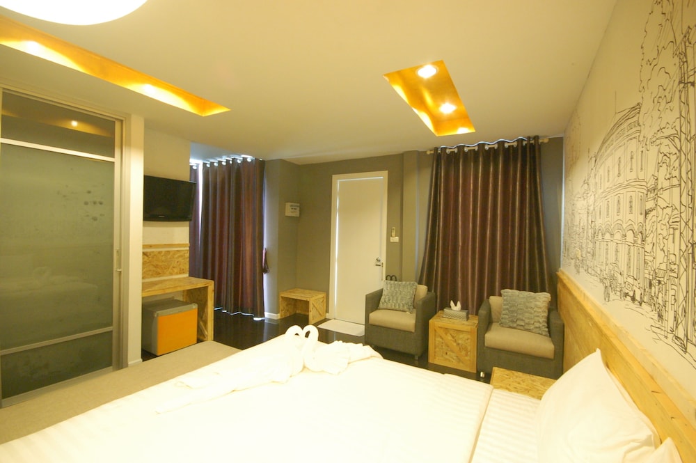 The Regent Resort Phuket 30/60