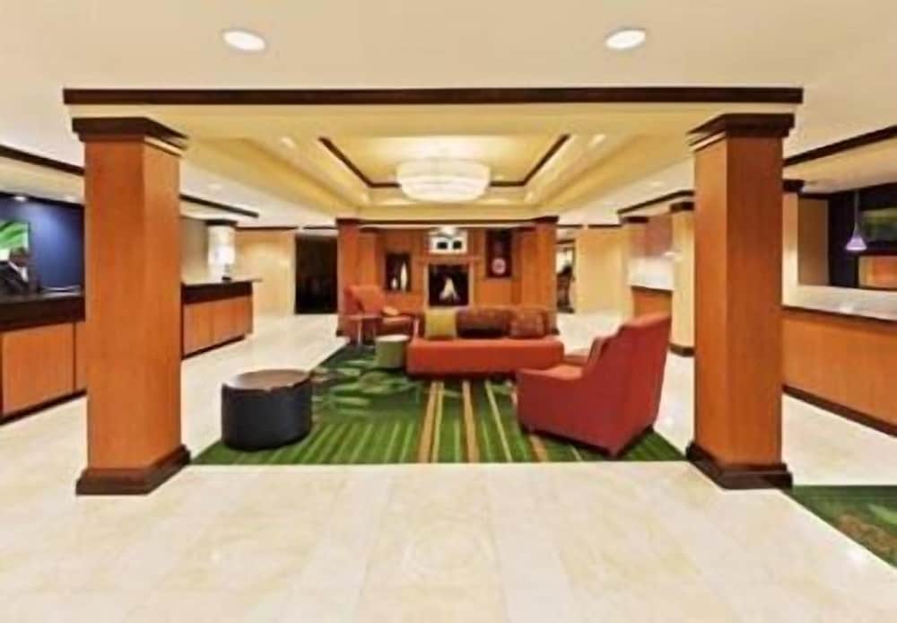 Fairfield Inn and Suites Tulsa South Medical District 33/47