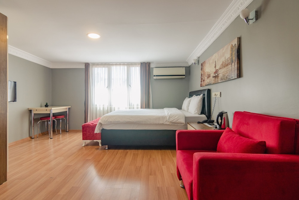 Zendy Suite Hotel 47/88