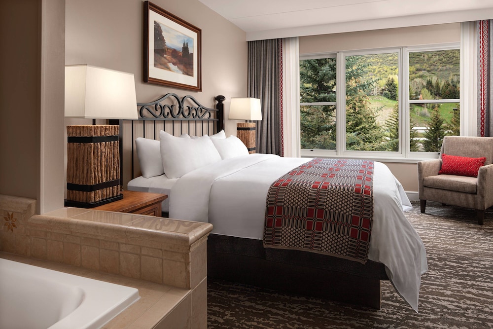 Marriotts StreamSide Evergreen at Vail 10/19