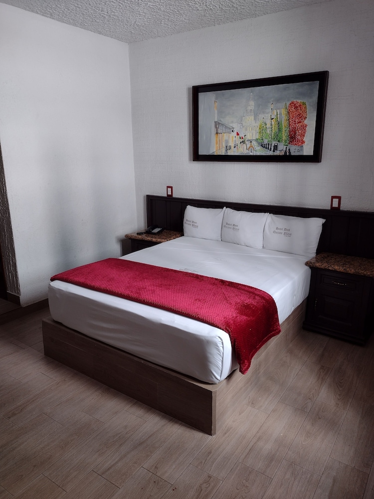 Hotel Don Quijote Plaza 20/58