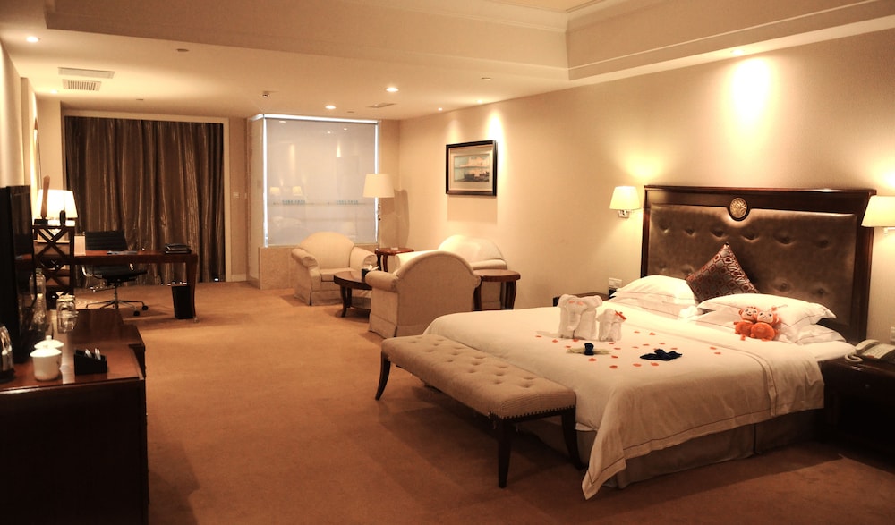 Country Garden Phoenix Hotel Taizhou 6/18