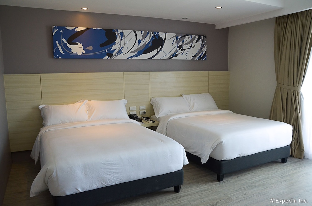 Solea Mactan Resort 18/50