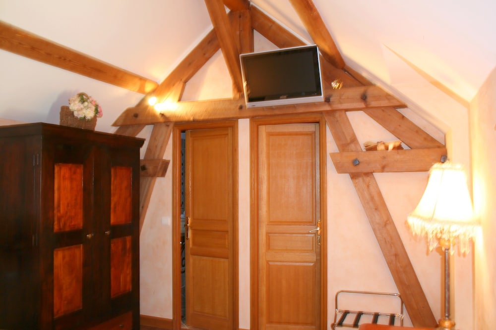 Chateau de Challanges 37/70