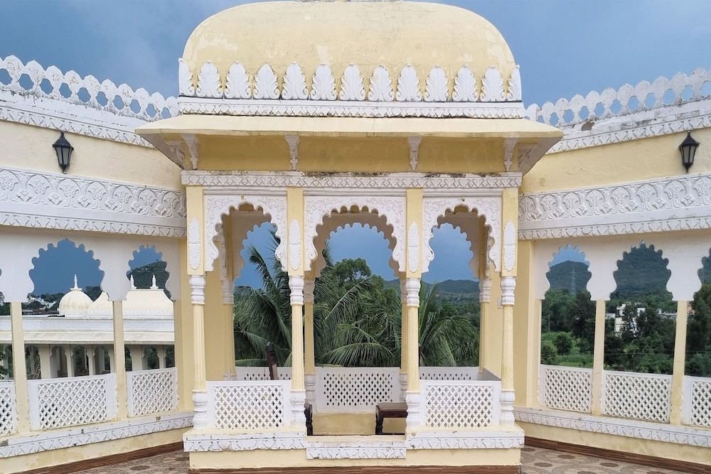 HOTEL LABH GARH PALACE 2/55