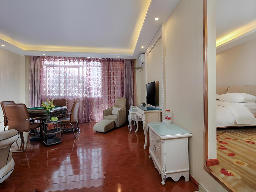 Vienna Classic Hotel (Kunming Changshui International Airport) 17/20