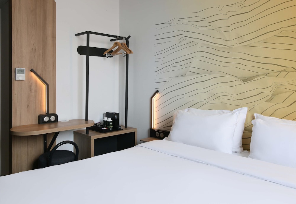 غرفة سوبيريور بسرير مزدوج، B&B Hotel Marseille Prado Velodrome 3/6