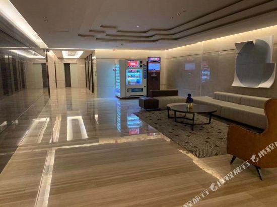 Yidiandian Hotel Apartment (Shenzhen International Convention And Exhibition Center) 9/18