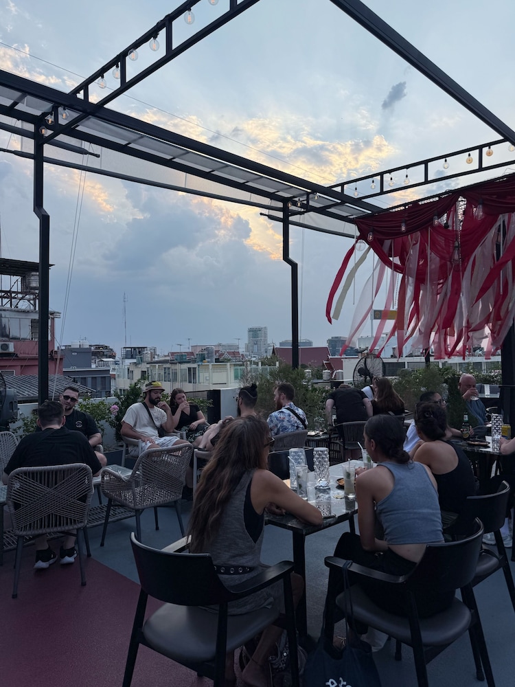 The Gravitique Hotel Khaosan 31/50