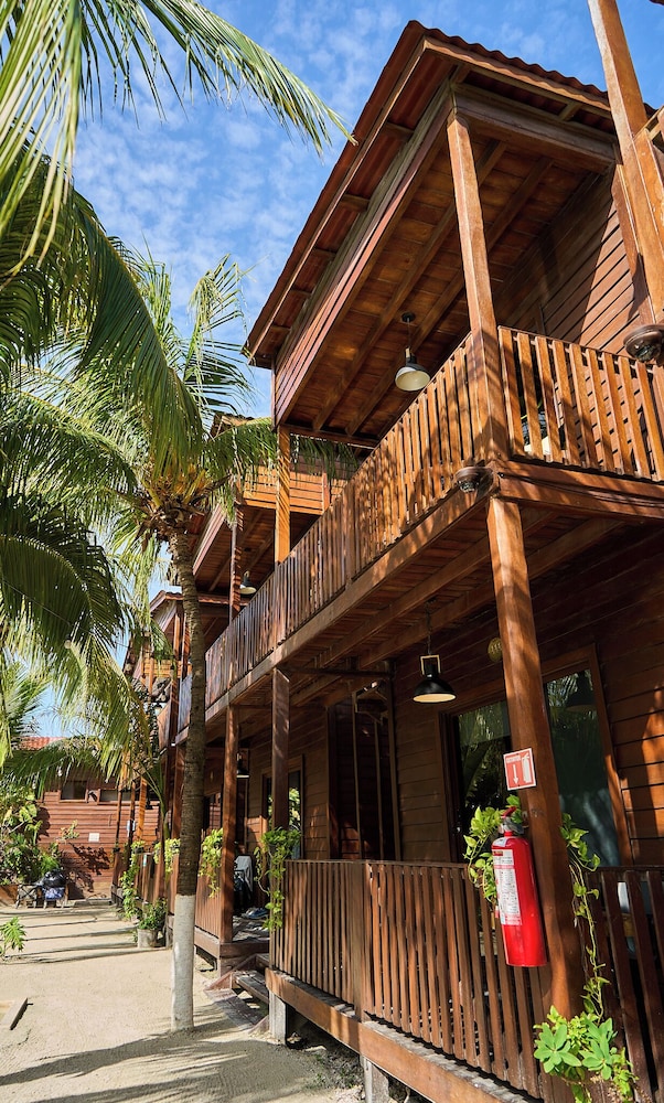 COCONUT BY OOL HOTELS 1/43