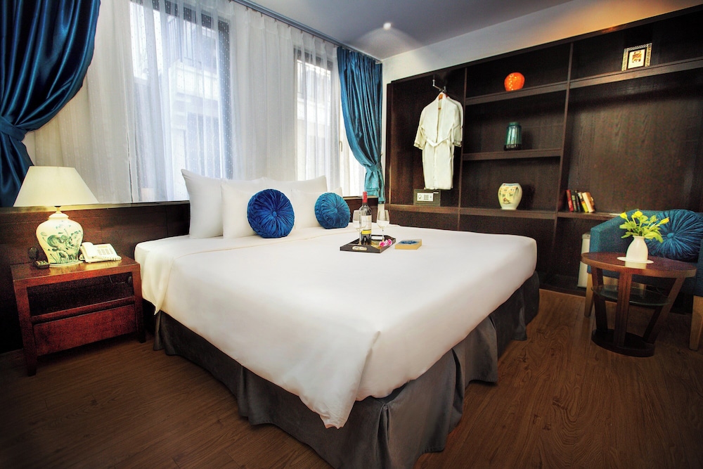 Aviary Hanoi Hotel and Travel 10/41