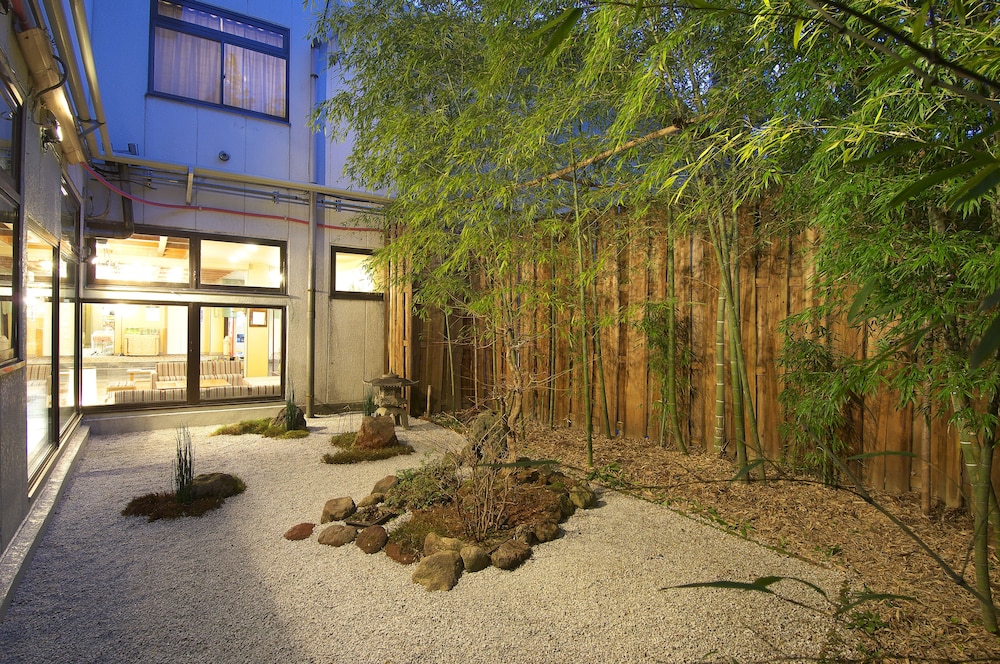 NATSUKASHIYA FUWARI 65/68