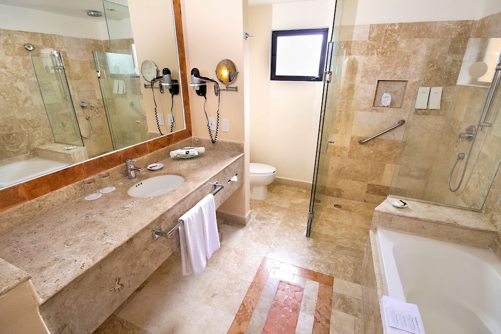 Occidental Cozumel 34/72