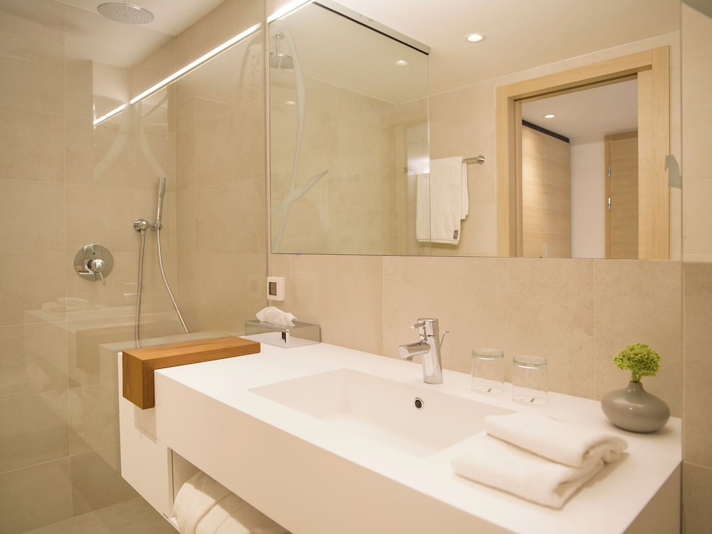 Kompas Hotel 62/63