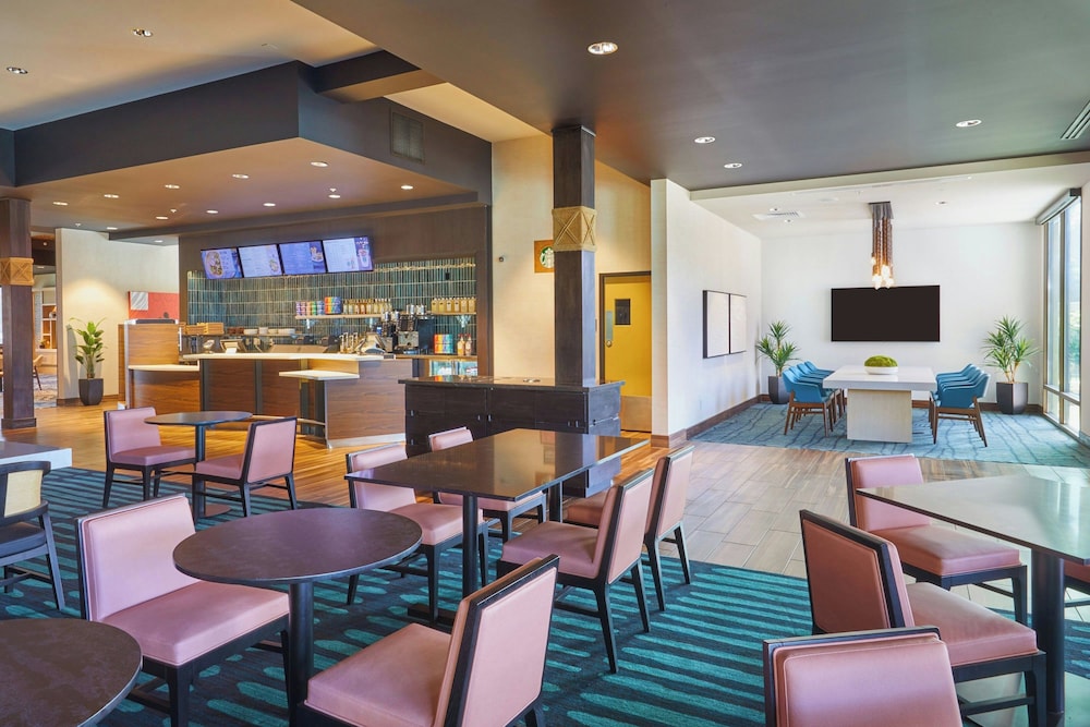 Courtyard By Marriott Oahu North Shore 42/61