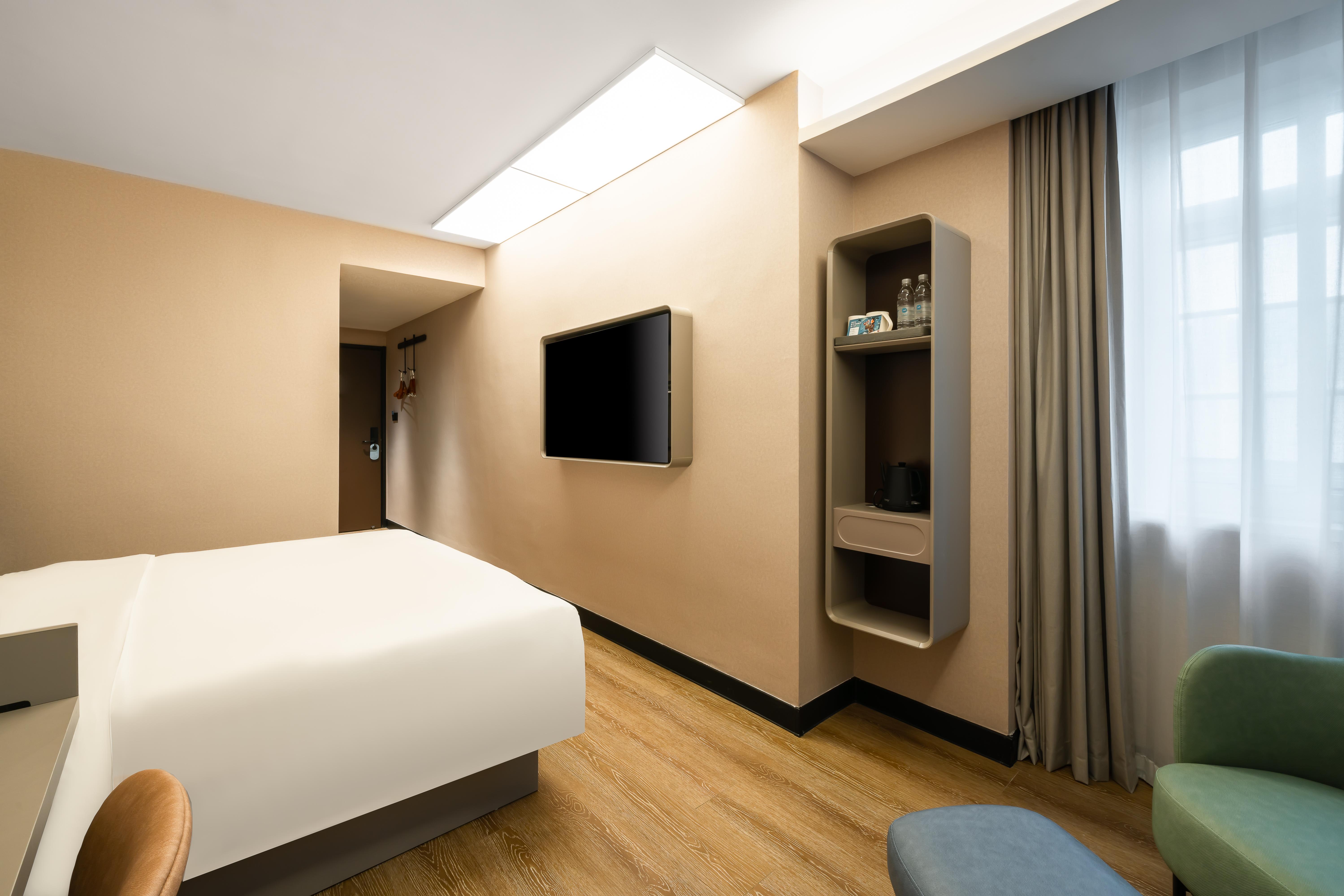 Hanting Hotel (Zhuhai Gongbei Port Qinglv South Road) 10/25