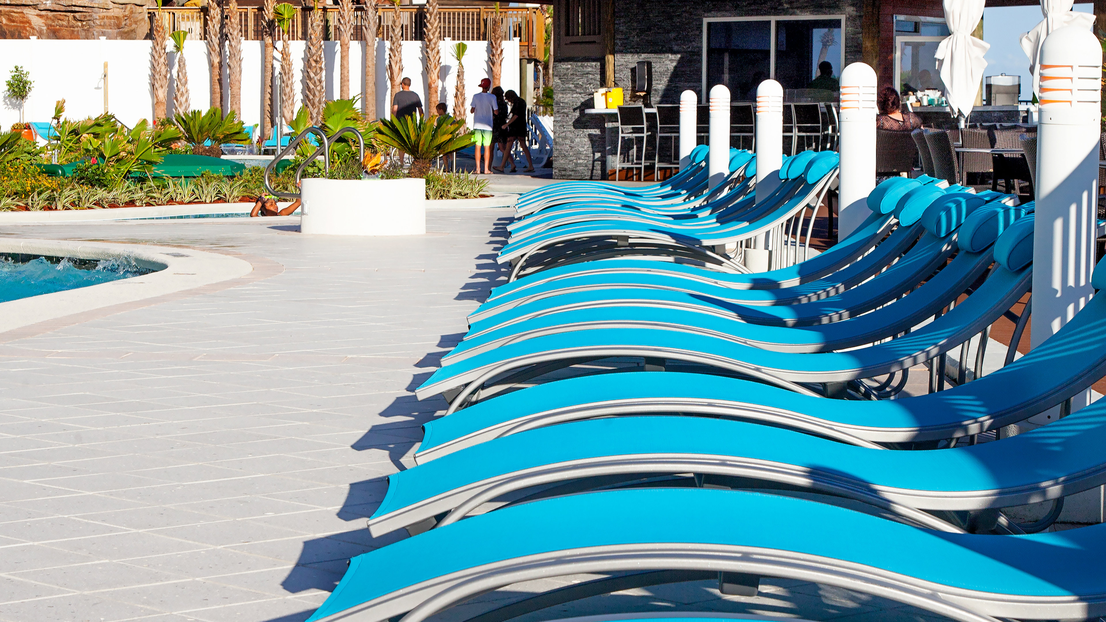 Holiday Inn Express Suites Panama City Beach 42/50