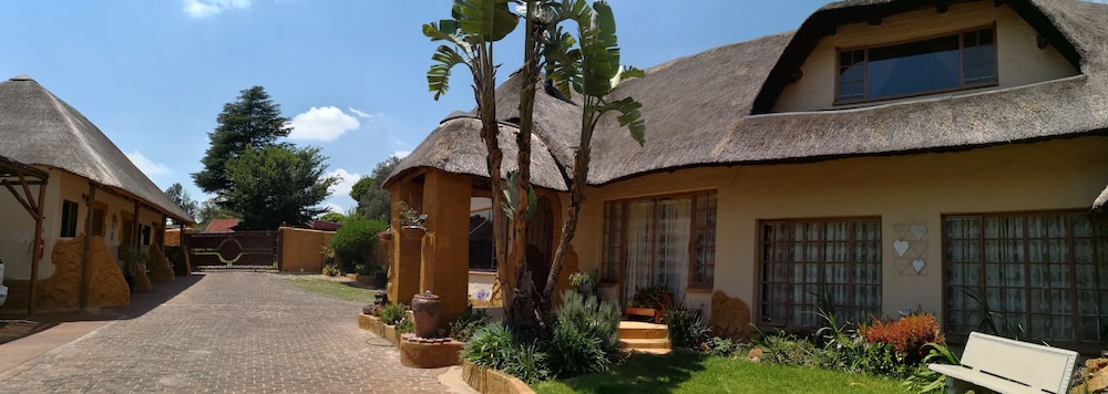 All Over Africa Guest House 30/36