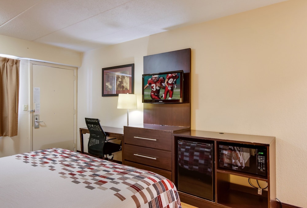 Red Roof Inn Kalamazoo East 16/25