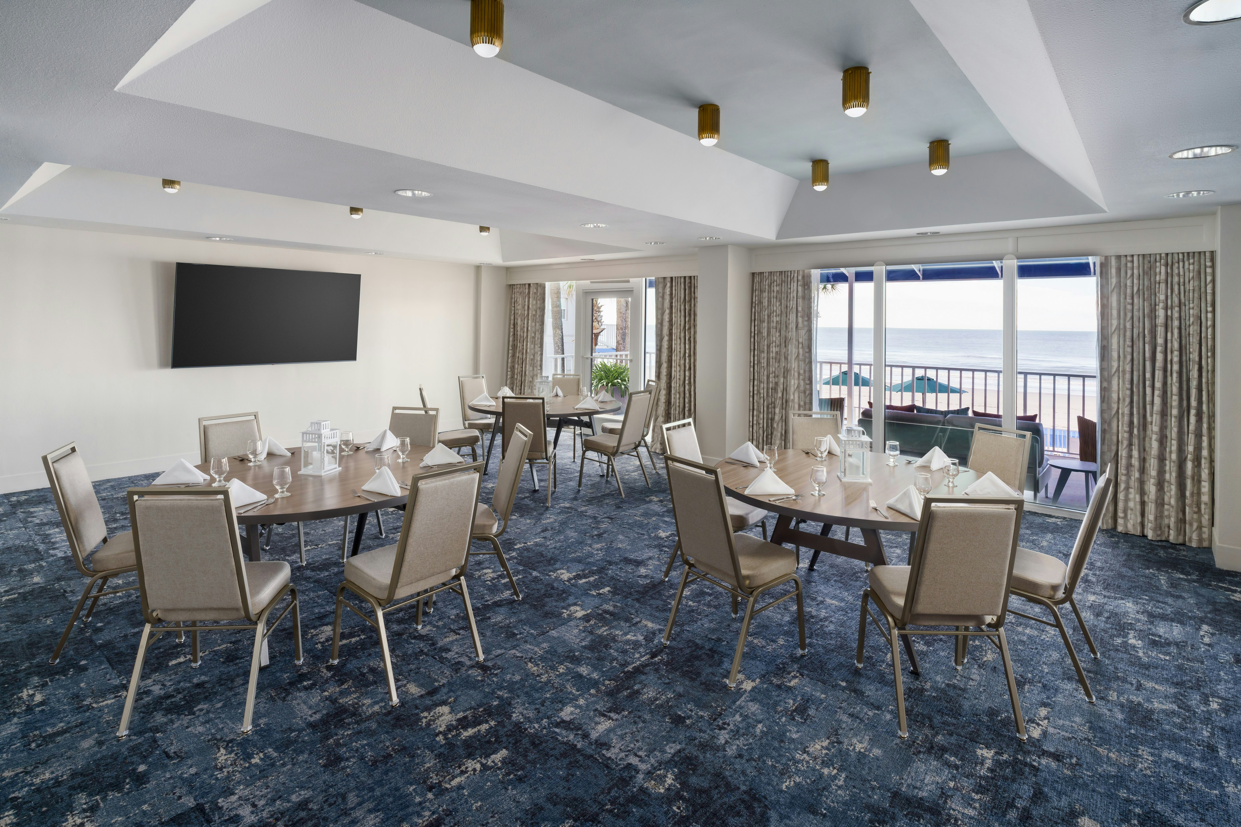 DoubleTree Beach Resort by Hilton Tampa Bay - North Redington Beach 49/59
