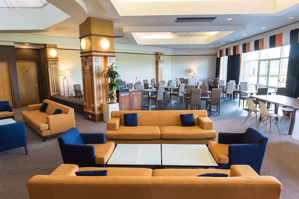 The Golden Jubilee Hotel 27/50