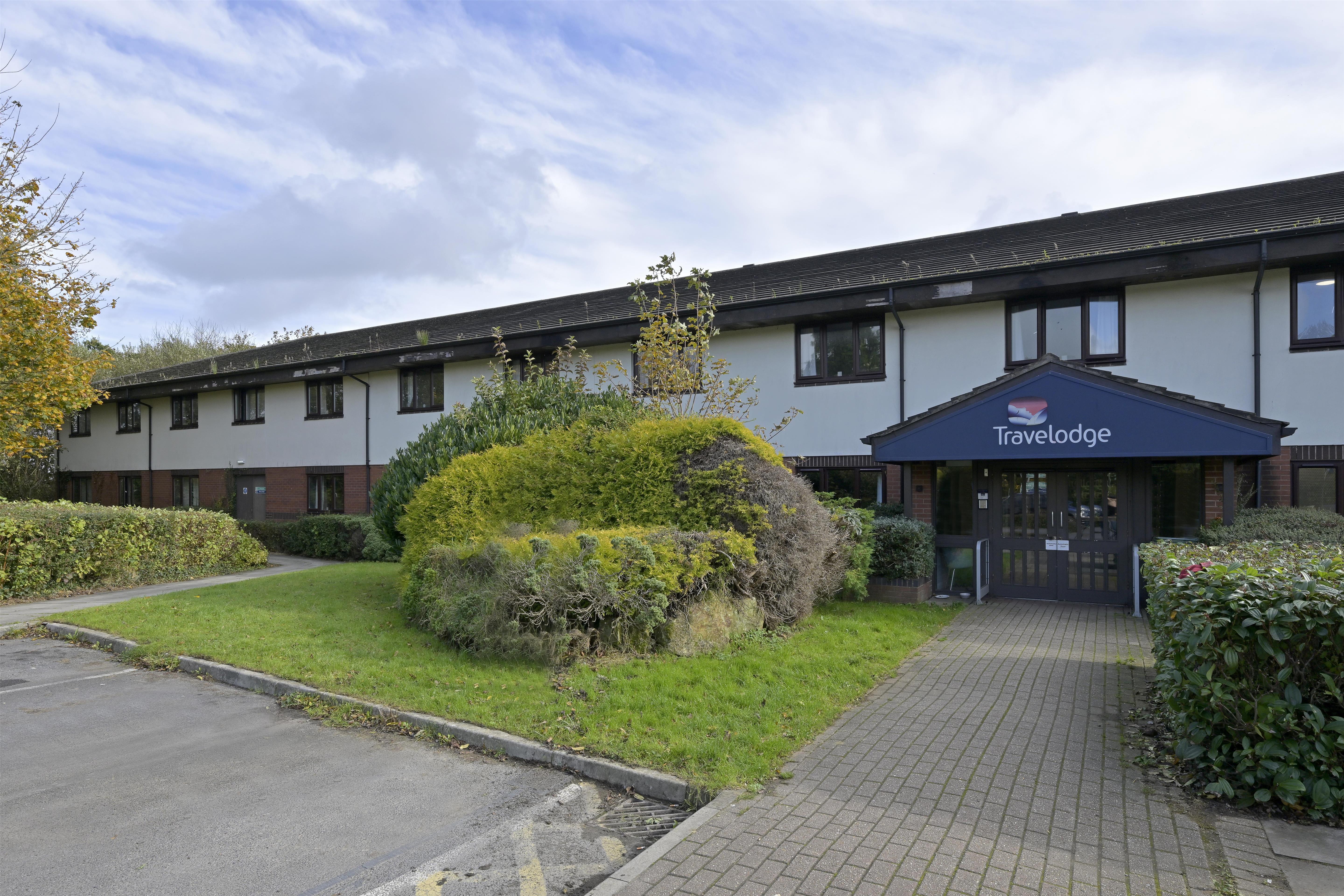 Travelodge St. Clears Carmarthen 18/19