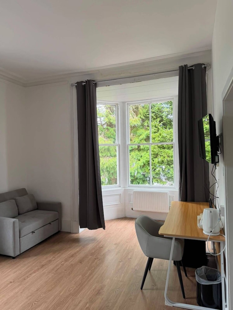 Spean Bridge Hotel 32/42