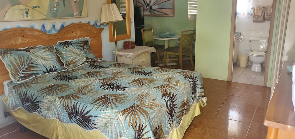 Conty Apos S Motel 31/61