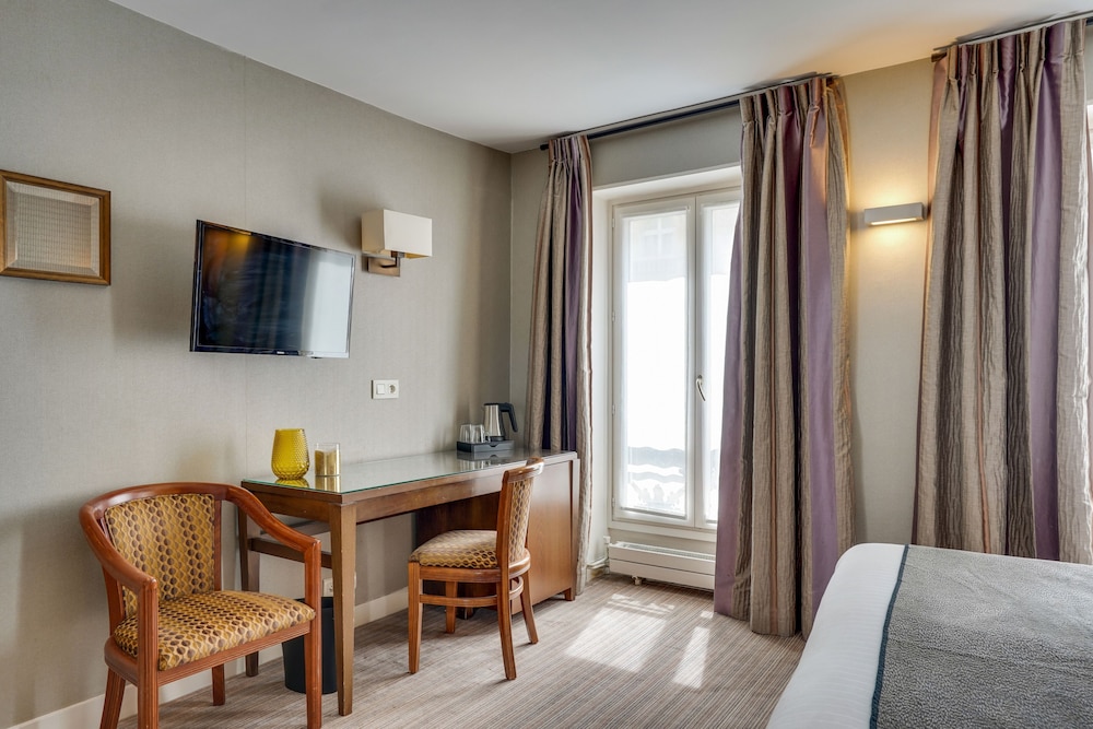 Hotel Passy Eiffel 52/67