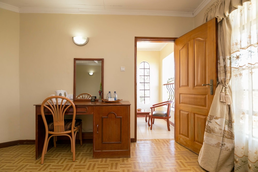 Fahari Gardens Hotel 20/50