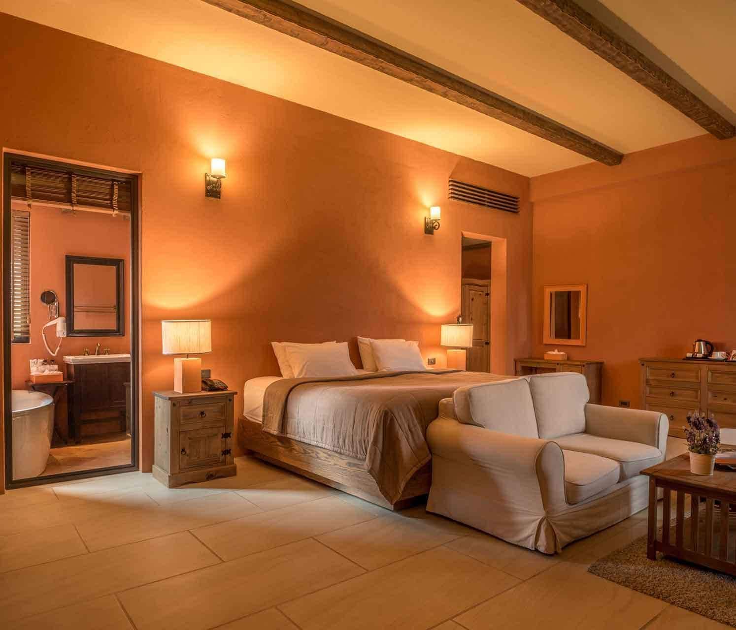 Garden, King Bed