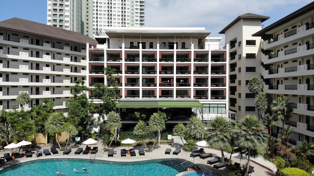 Wongamat Privacy Residence Pattaya in PATTAYA