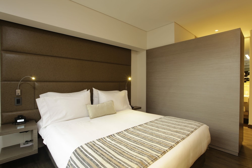 Hotel bs Rosales 13/39