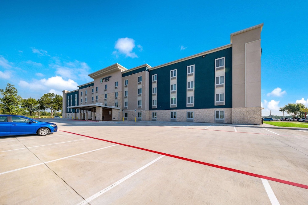 WoodSpring Suites Dallas Plano Central Legacy Drive 21/29