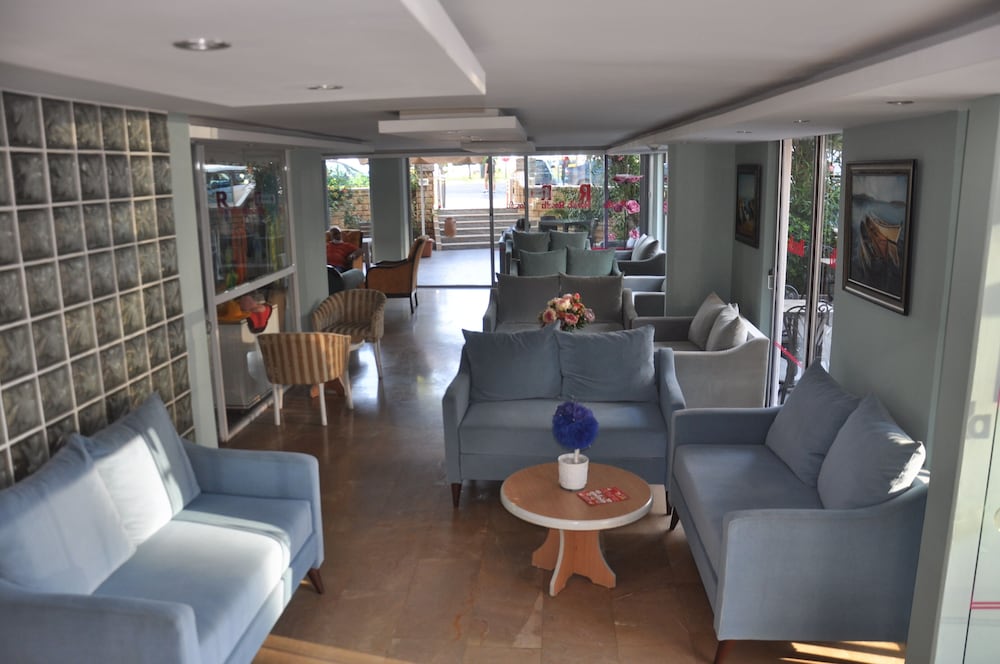 Rosella Hotel 29/62