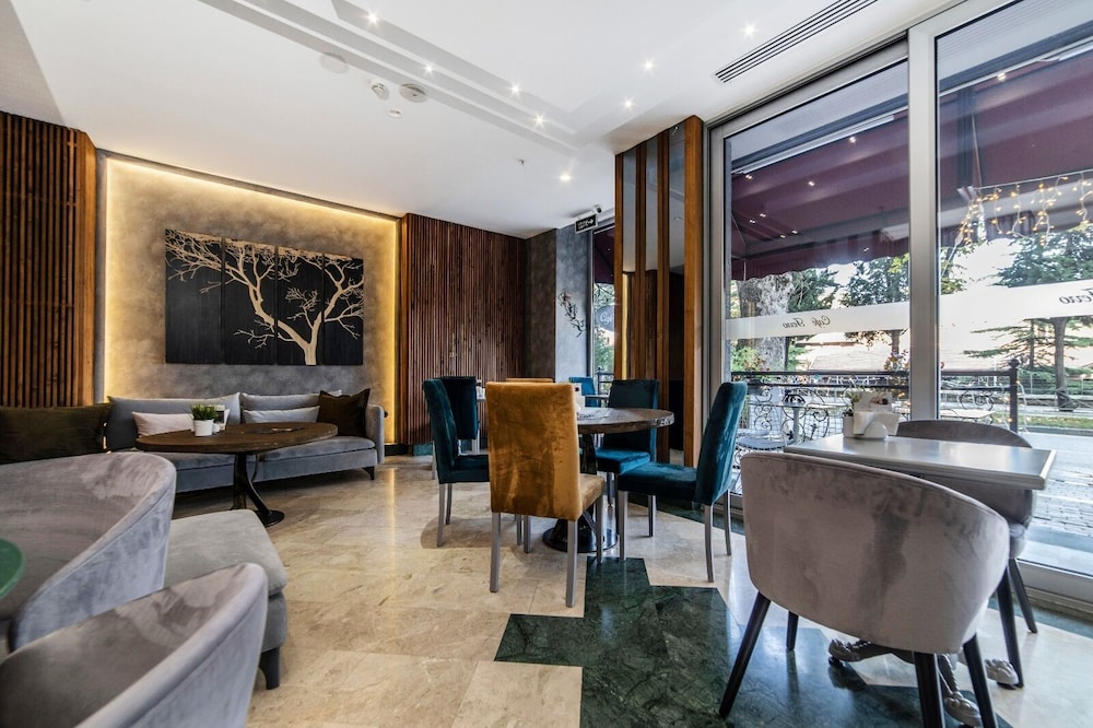 Hotel Ferro 33/50