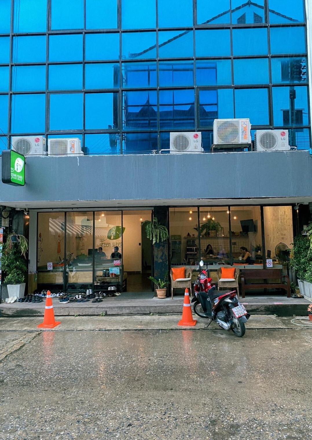 Green Sleep Hostel 3/68