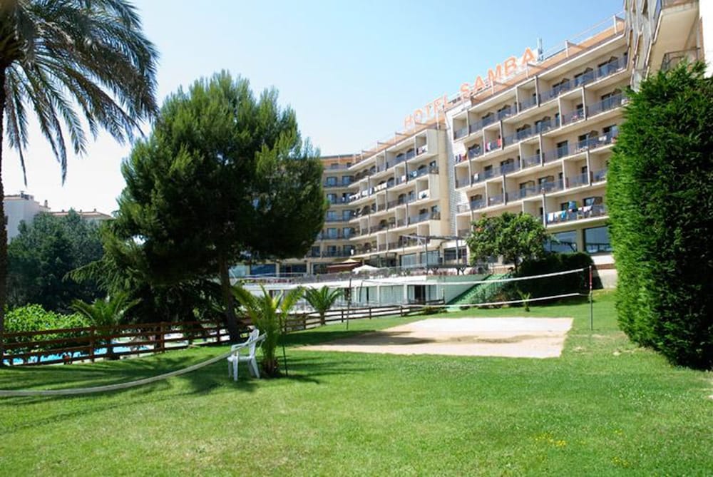 Samba Hotel 52/63