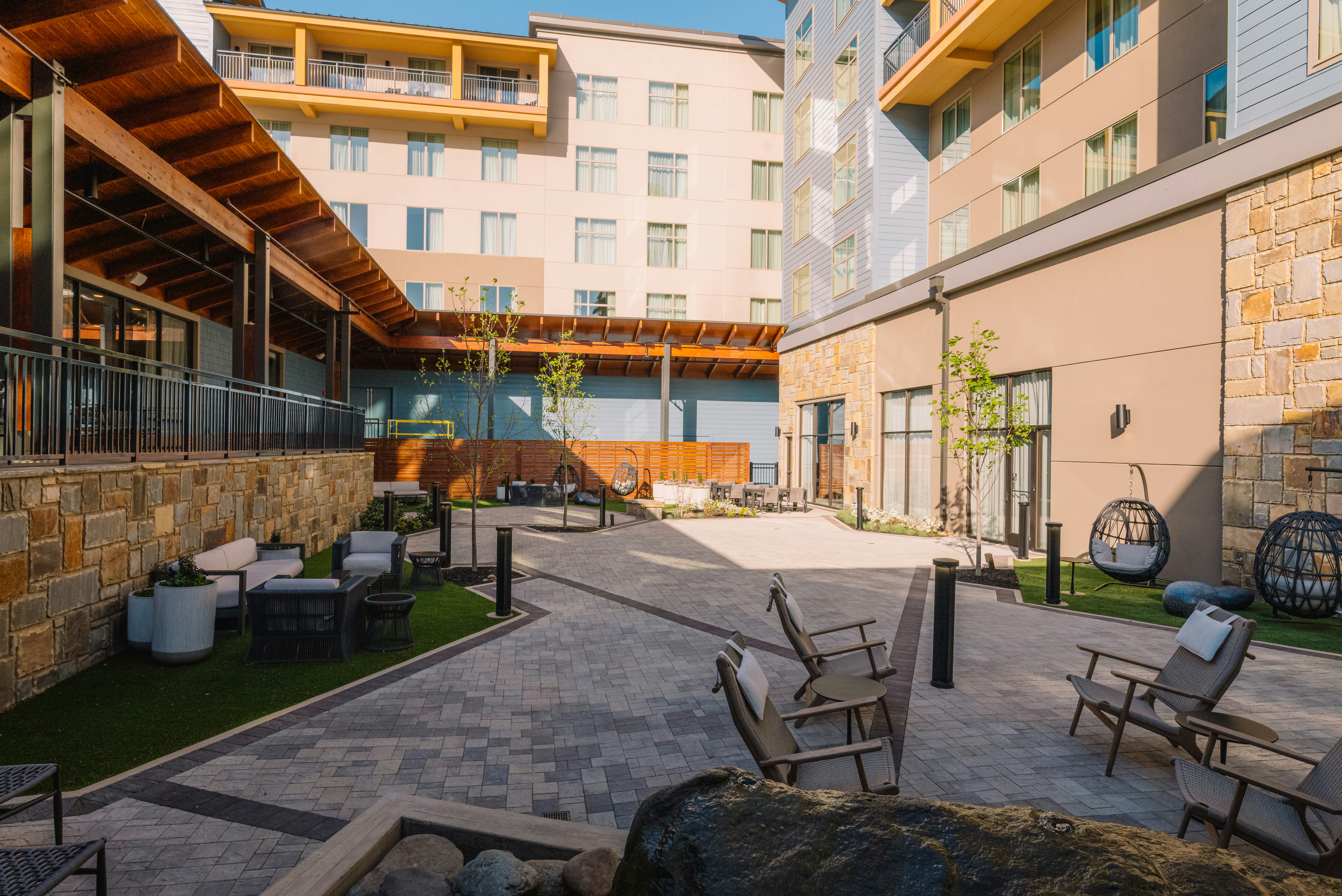 Embassy Suites by Hilton Gatlinburg Resort 54/55