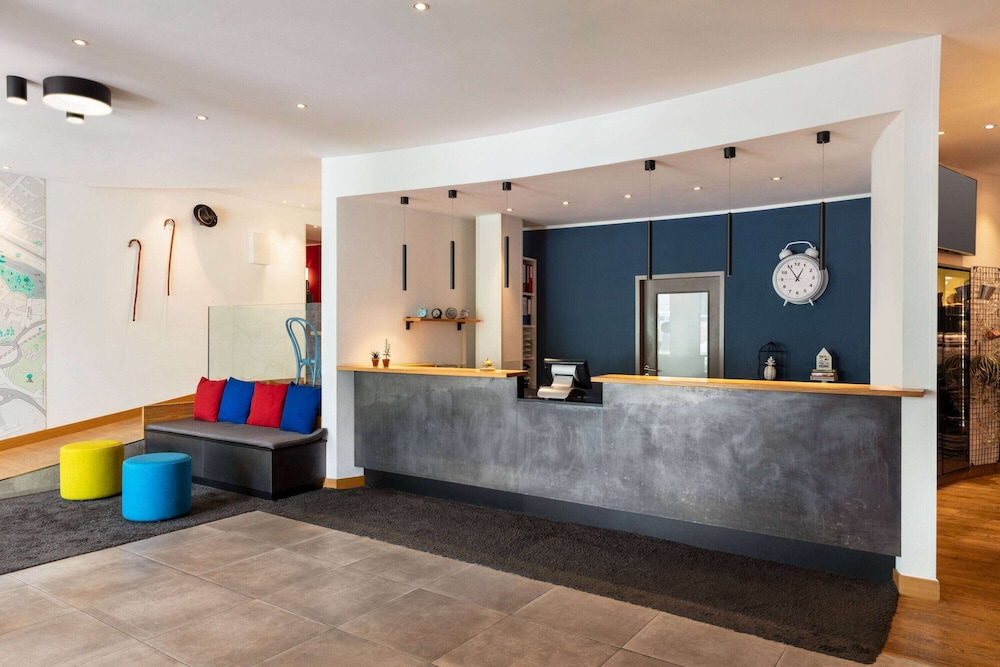 lobby