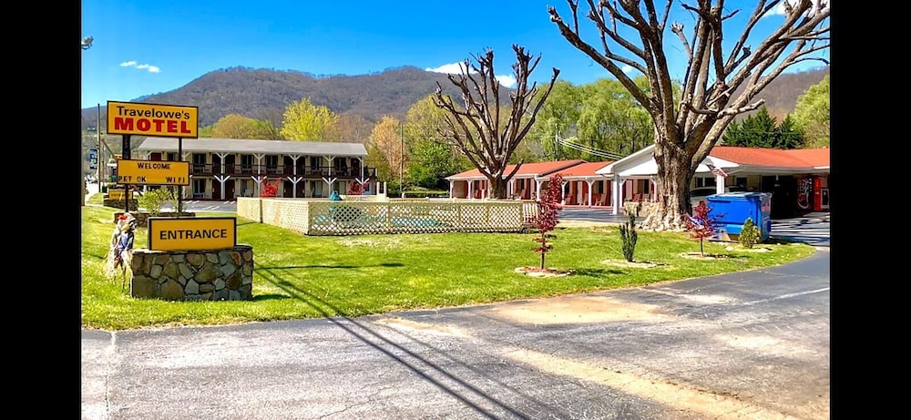 Travelowes Motel 3/58