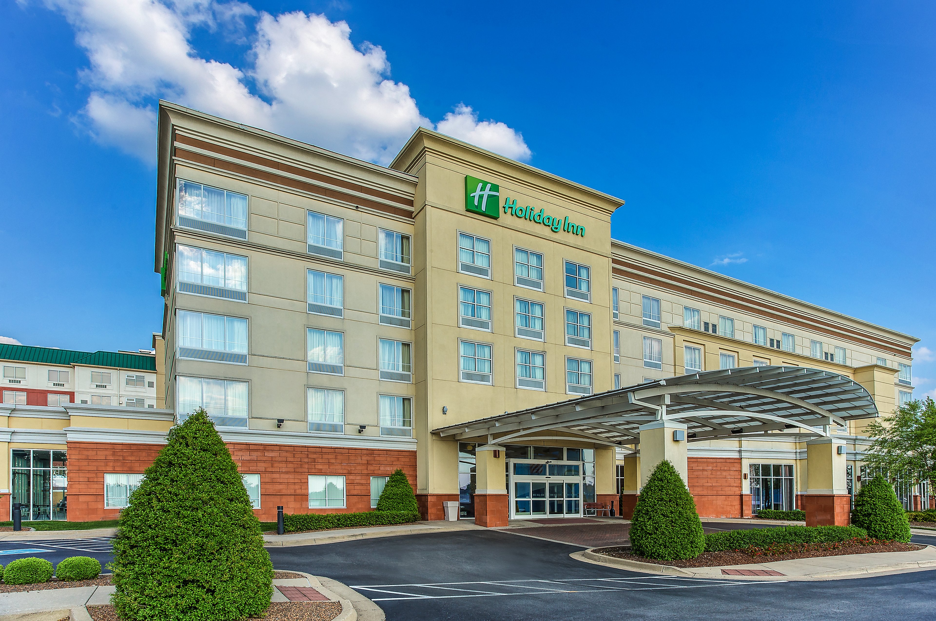 Holiday Inn Louisville Airport - Fair/Expo 7/57