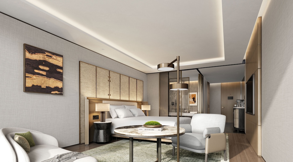 Swiss, Junior Suite, King Bed
