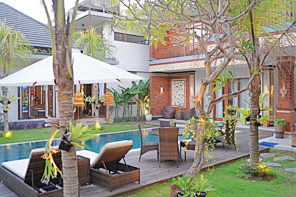 Lebak Bali Residence 3/77