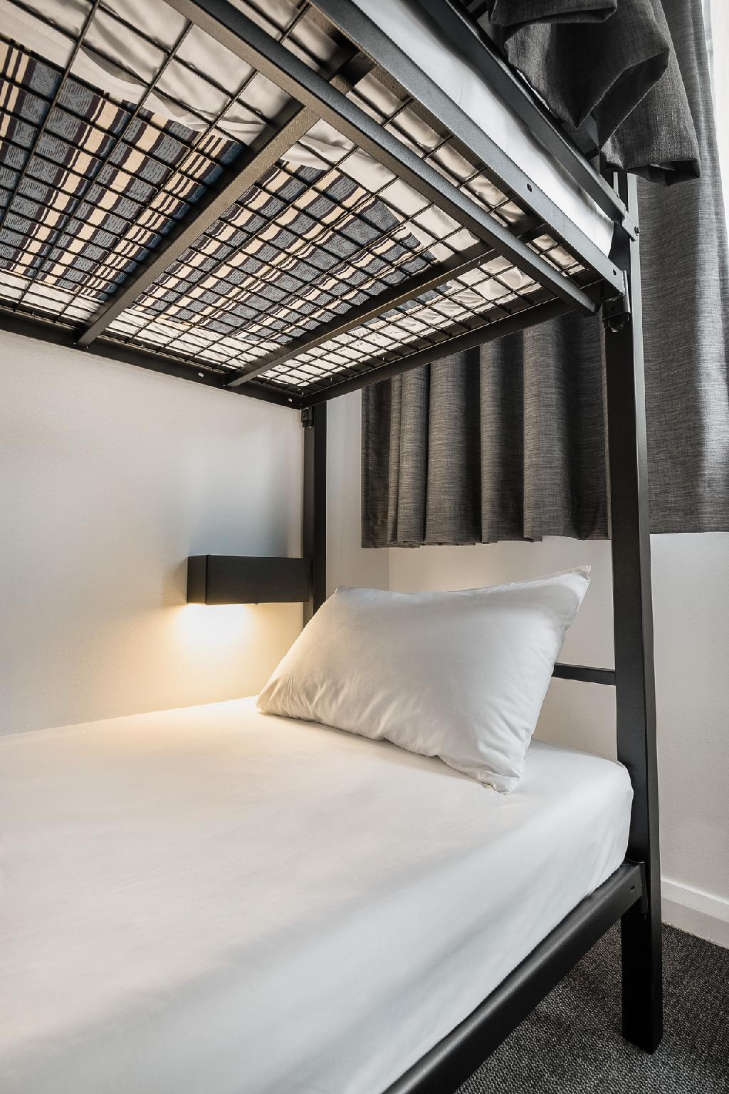 Male Dorm, 4 Beds