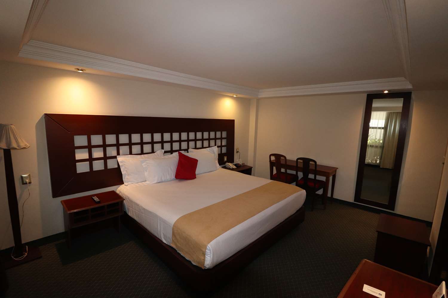 Best Western Toluca 17/35