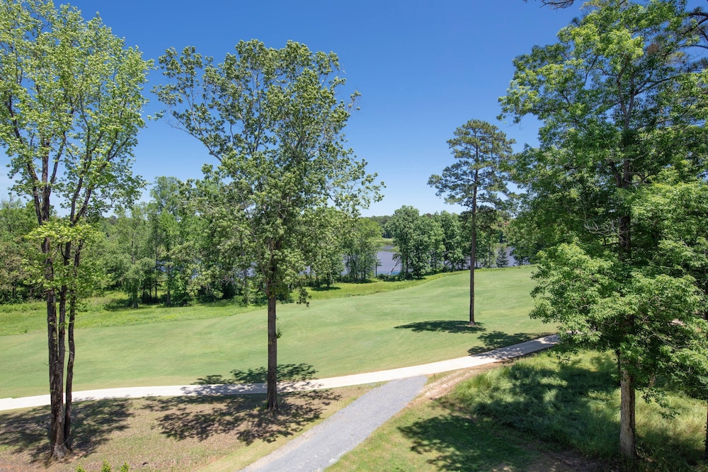 Auburn Marriott Opelika Resort & Spa at Grand National 45/50