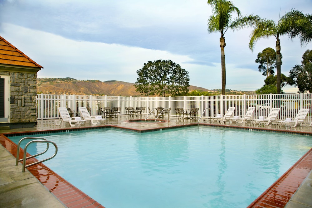 Ayres Suites Yorba Linda Anaheim Hills 1/43