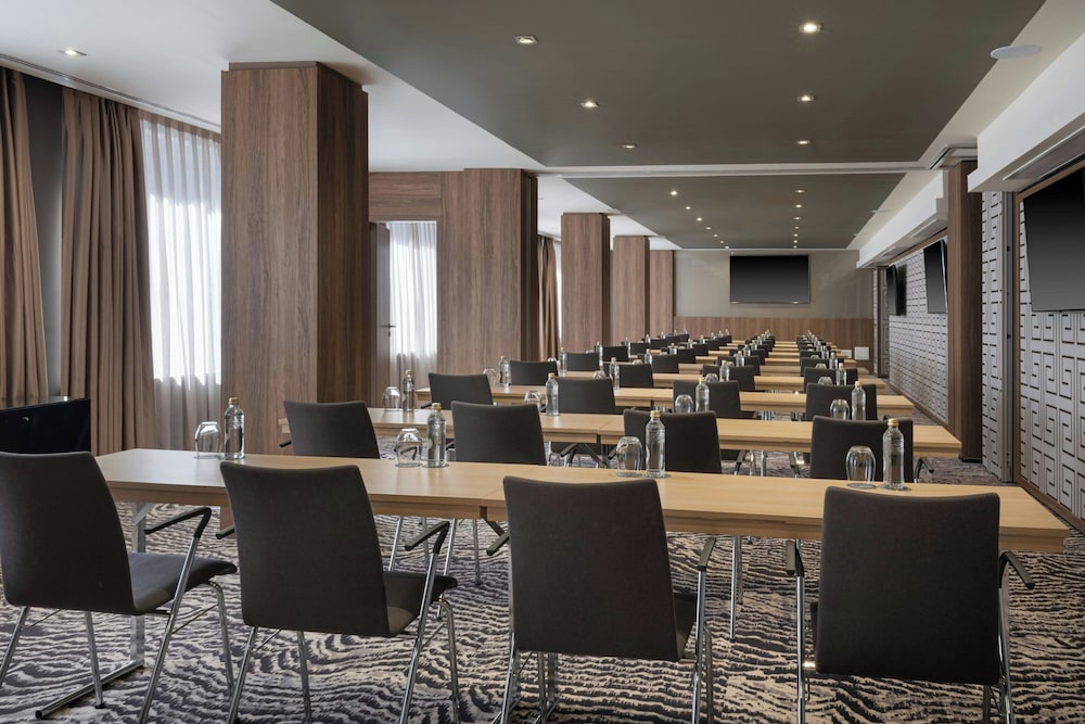 The Westin Madrid Cuzco 59/65