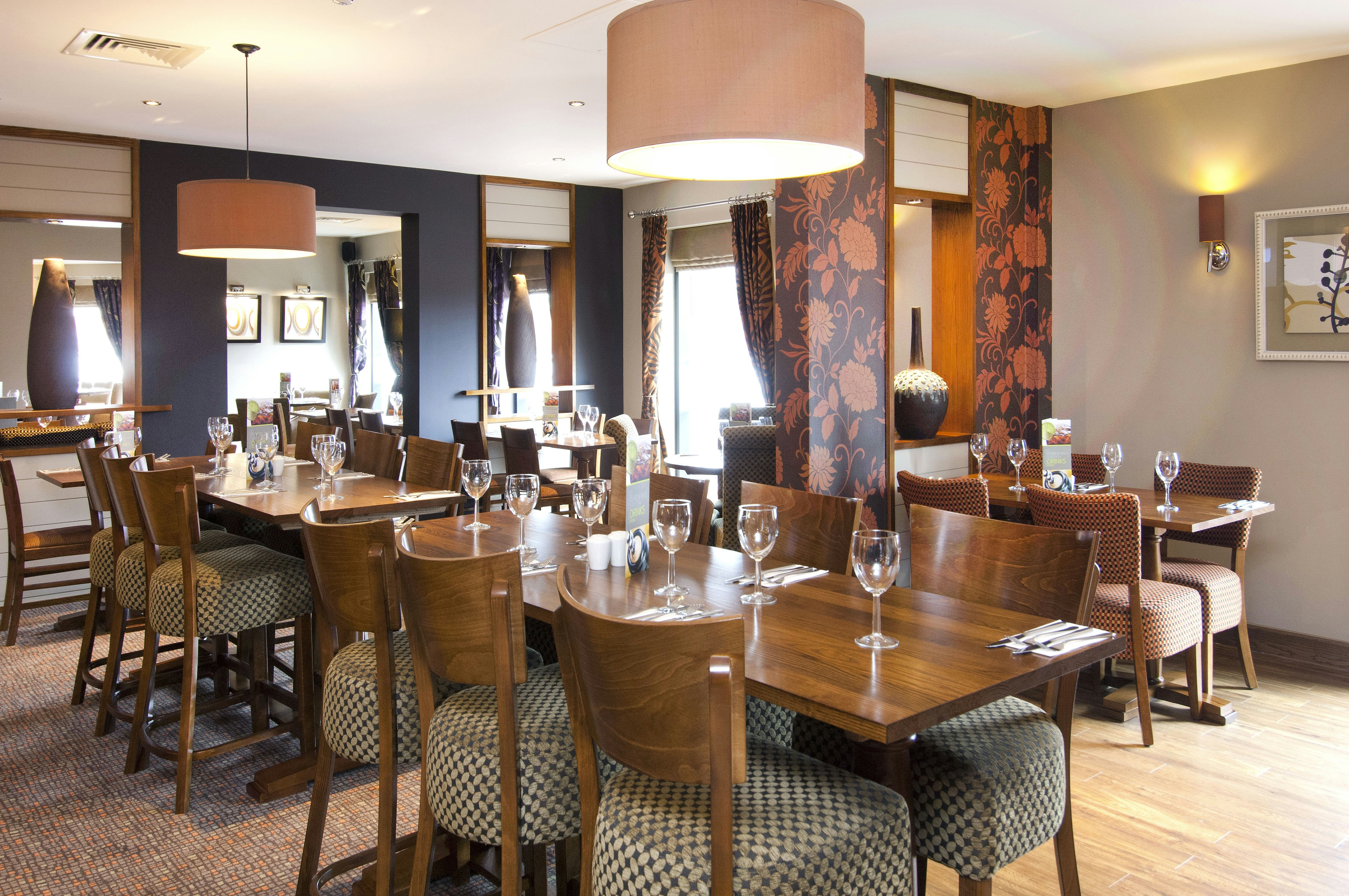 PREMIER INN HIGH WYCOMBE CENTRAL 28/40
